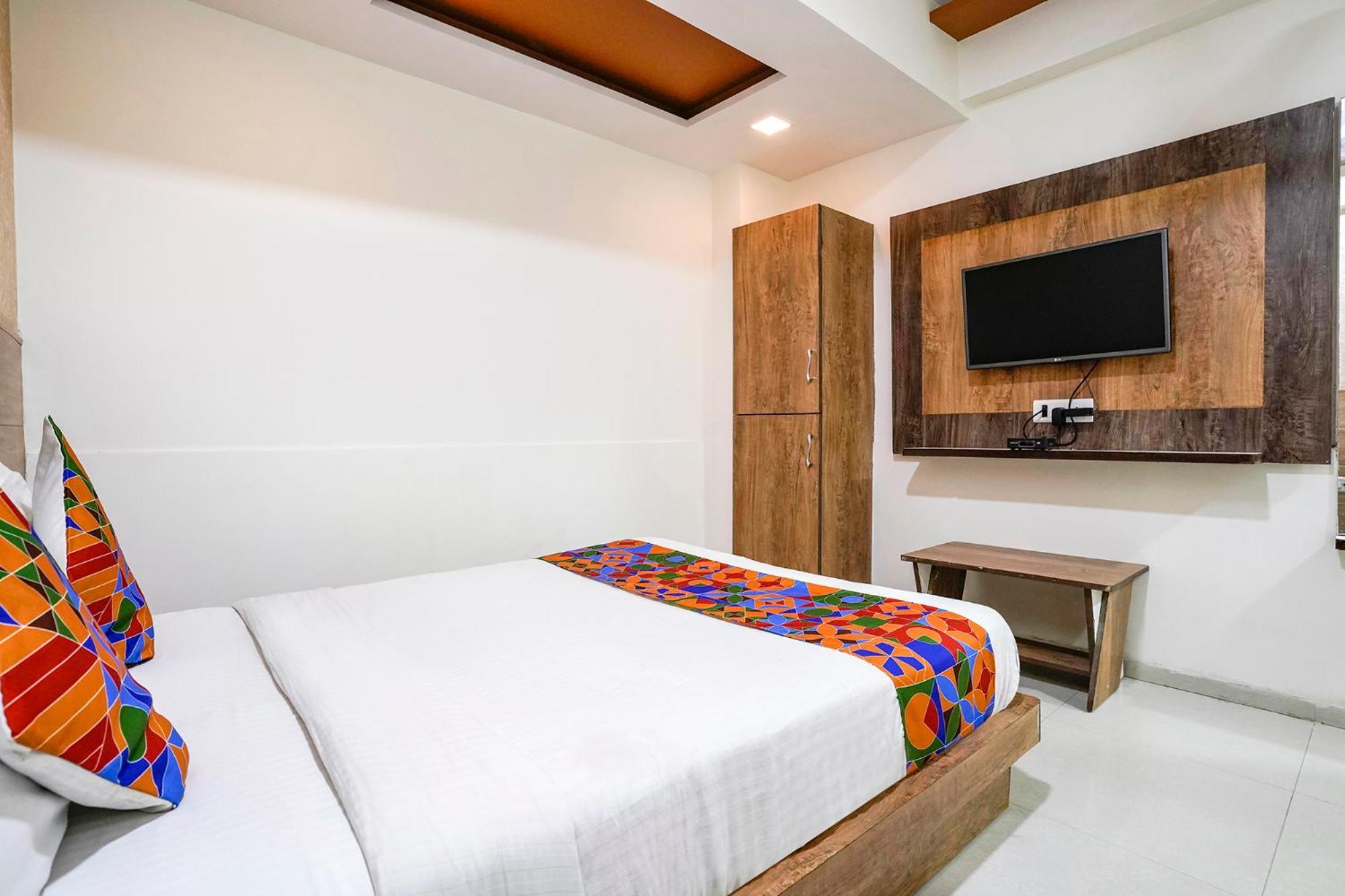 Fabhotel Galaxy I 아흐메다바드 외부 사진
