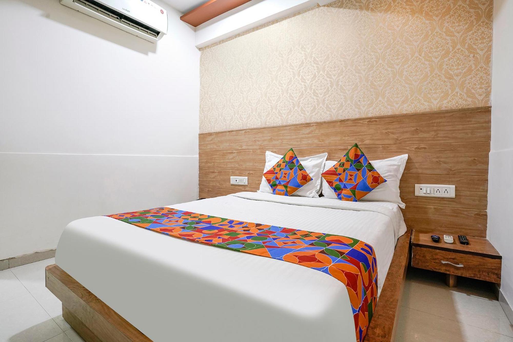 Fabhotel Galaxy I 아흐메다바드 외부 사진