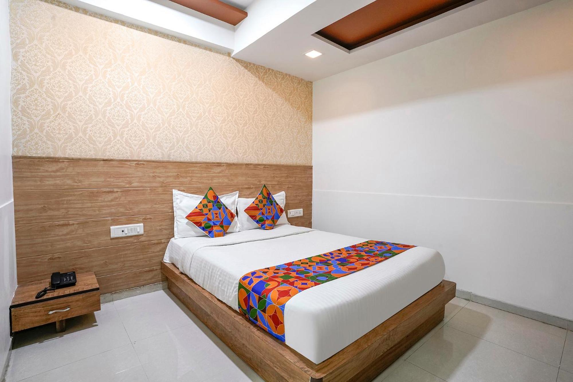 Fabhotel Galaxy I 아흐메다바드 외부 사진